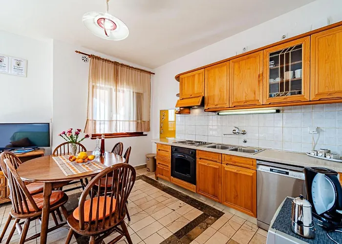 Apartment Meri By Guide Blato (Korcula)